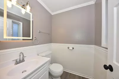 1010  Sunset Ridge Dr, West Bend, WI 53090 - Photo 35