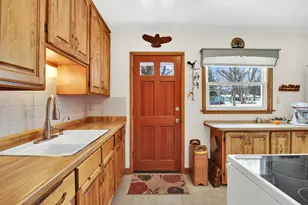 W150S6441 Spring Ln, Muskego, WI 53150 - Photo 7