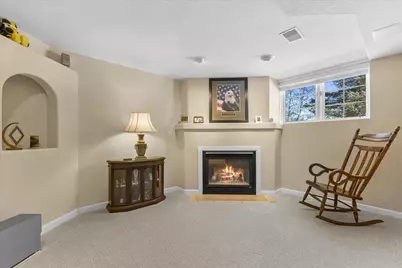 N54W16684  Ravenwood Dr, Menomonee Falls, WI 53051 - Photo 27