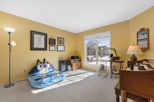 N54W16684 Ravenwood Dr, Menomonee Falls, WI 53051 - Photo 23