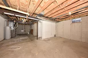 1310 S 7th St, Milwaukee, WI 53204 - Photo 45