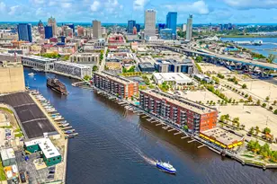 601 E Erie St, Milwaukee, WI 53202 - Photo 61