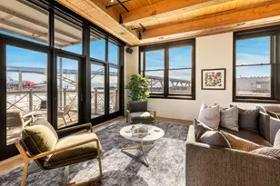 601 E Erie St, Milwaukee, WI 53202 - Photo 9