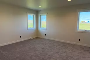 2857 Granite Ct, Sheboygan, WI 53081 - Photo 9