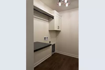 2857  Granite Ct, Sheboygan, WI 53081 - Photo 7