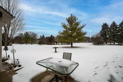 5015  Kingdom Ct, Racine, WI 53402 - Photo 3