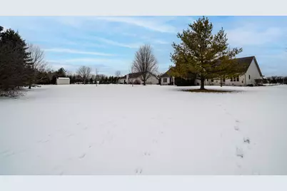 5015  Kingdom Ct, Racine, WI 53402 - Photo 27