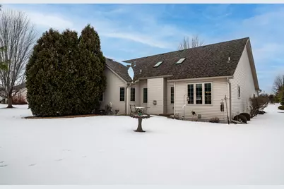 5015  Kingdom Ct, Racine, WI 53402 - Photo 25