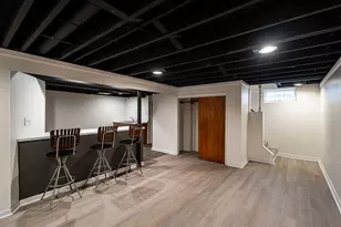 3401 W Wanda Ave, Milwaukee, WI 53221 - Photo 21