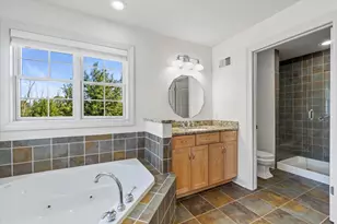 N37W22910 Wyndemere Dr, Pewaukee, WI 53072 - Photo 19