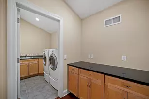 N37W22910 Wyndemere Dr, Pewaukee, WI 53072 - Photo 29