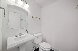 N37W22910 Wyndemere Dr, Pewaukee, WI 53072 - Photo 27