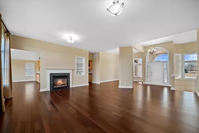 N37W22910  Wyndemere Dr, Pewaukee, WI 53072 - Photo 51