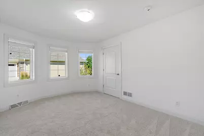 N37W22910  Wyndemere Dr, Pewaukee, WI 53072 - Photo 21