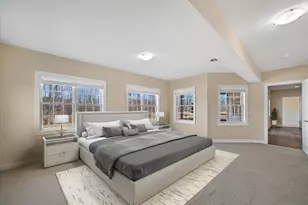 N37W22910 Wyndemere Dr, Pewaukee, WI 53072 - Photo 7