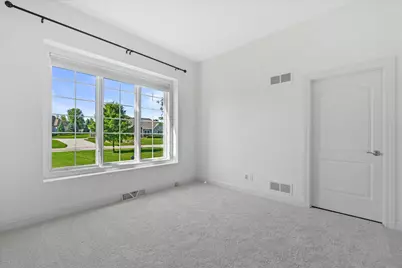 N37W22910  Wyndemere Dr, Pewaukee, WI 53072 - Photo 23