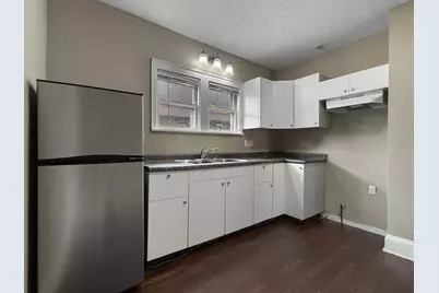 4672 N 40th St, Milwaukee, WI 53209 - Photo 3