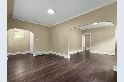 4672 N 40th St, Milwaukee, WI 53209 - Photo 7