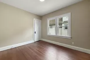 4672 N 40th St, Milwaukee, WI 53209 - Photo 9