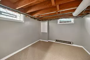 2472 N 73rd St, Wauwatosa, WI 53213 - Photo 25