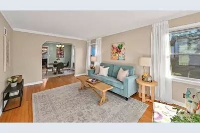 2472 N 73rd St, Wauwatosa, WI 53213 - Photo 5