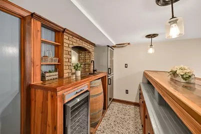 2472 N 73rd St, Wauwatosa, WI 53213 - Photo 23