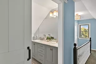 2472 N 73rd St, Wauwatosa, WI 53213 - Photo 17