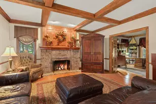 2820 Norman Dr, Brookfield, WI 53045 - Photo 9