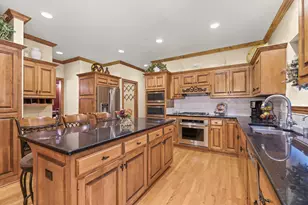 2820 Norman Dr, Brookfield, WI 53045 - Photo 15