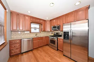 3019 N 74th St, Milwaukee, WI 53210 - Photo 11