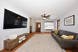 3019 N 74th St, Milwaukee, WI 53210 - Photo 5