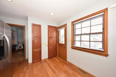 3019 N 74th St, Milwaukee, WI 53210 - Photo 13