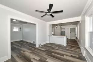 5327 W Wright St, Milwaukee, WI 53210 - Photo 7