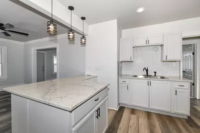 5327 W Wright St, Milwaukee, WI 53210 - Photo 11