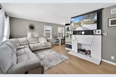 5720 W Thurston Ave, Milwaukee, WI 53218 - Photo 5