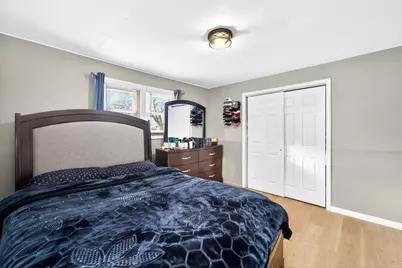 5720 W Thurston Ave, Milwaukee, WI 53218 - Photo 11