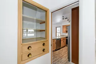 7028 W Crawford Ave, Milwaukee, WI 53220 - Photo 7