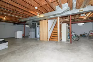 7028 W Crawford Ave, Milwaukee, WI 53220 - Photo 21