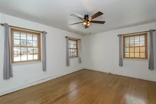 7028 W Crawford Ave, Milwaukee, WI 53220 - Photo 15