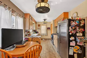 7849 Pershing Blvd, Kenosha, WI 53142 - Photo 9