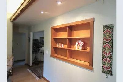 1619  Sandstone Ln, Howards Grove, WI 53083 - Photo 5