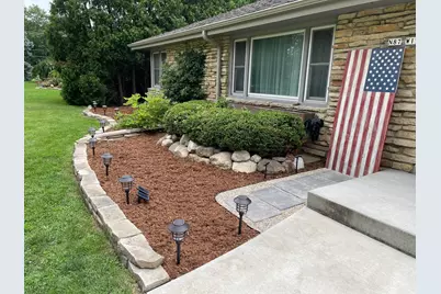 N87W15675  Belleview Blvd, Menomonee Falls, WI 53051 - Photo 33