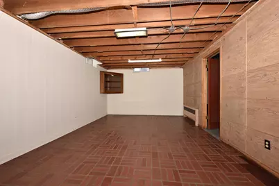 N89W15932  Cleveland Ave, Menomonee Falls, WI 53051 - Photo 13