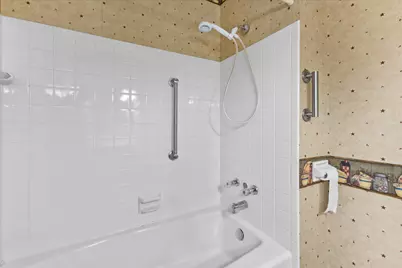 8420  22nd Ave, Kenosha, WI 53143 - Photo 15