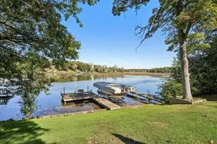 W5706 Bubbling Springs Dr, La Grange, WI 53121 - Photo 7