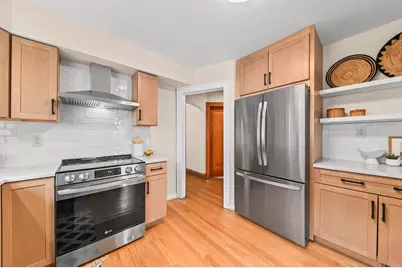 1468 S 54th St, West Milwaukee, WI 53214 - Photo 13