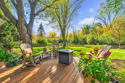 9615 W Huntington Dr, Mequon, WI 53097 - Photo 31