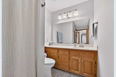 9615 W Huntington Dr, Mequon, WI 53097 - Photo 13