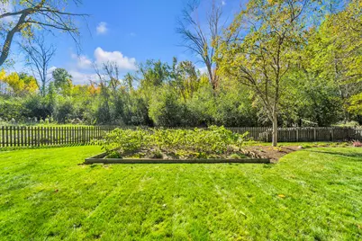 9615 W Huntington Dr, Mequon, WI 53097 - Photo 27