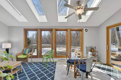 9615 W Huntington Dr, Mequon, WI 53097 - Photo 9